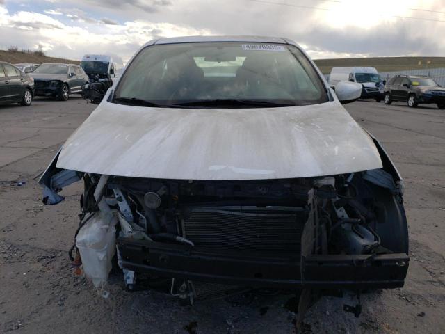  NISSAN VERSA 2018 Biały