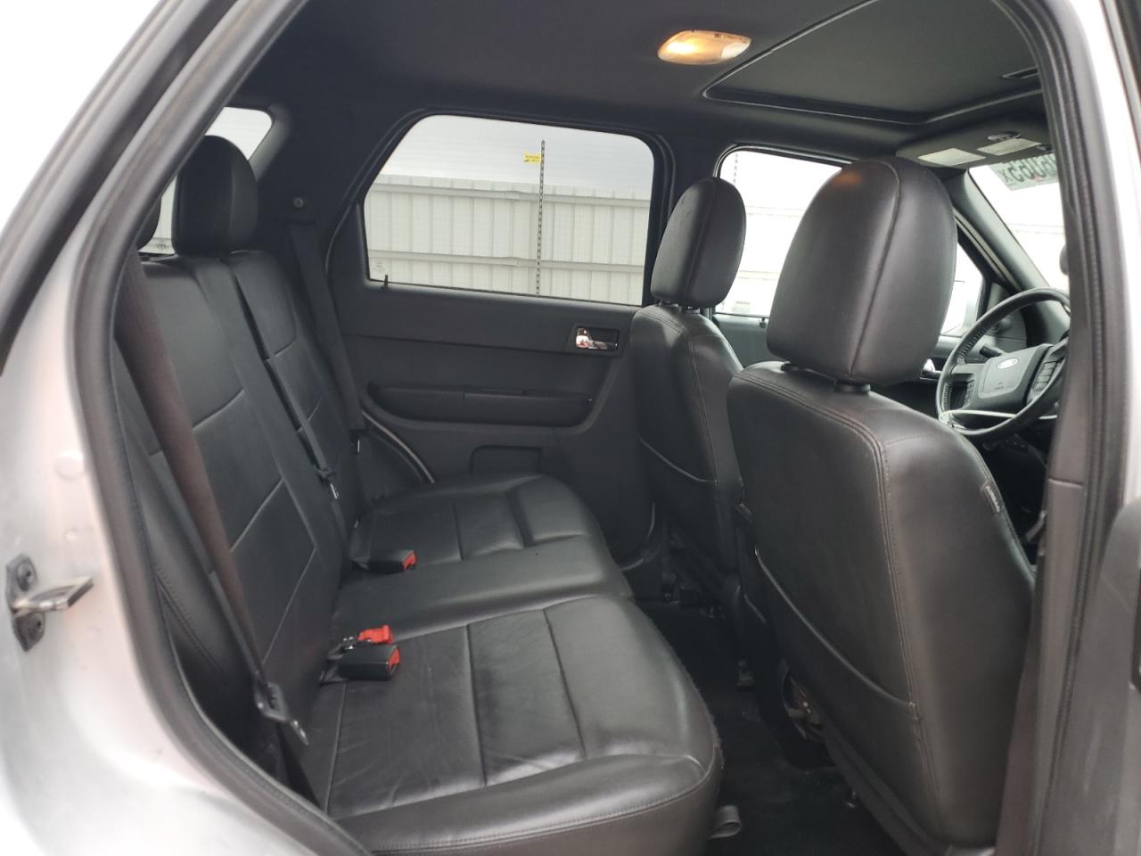 2012 Ford Escape - Image 10