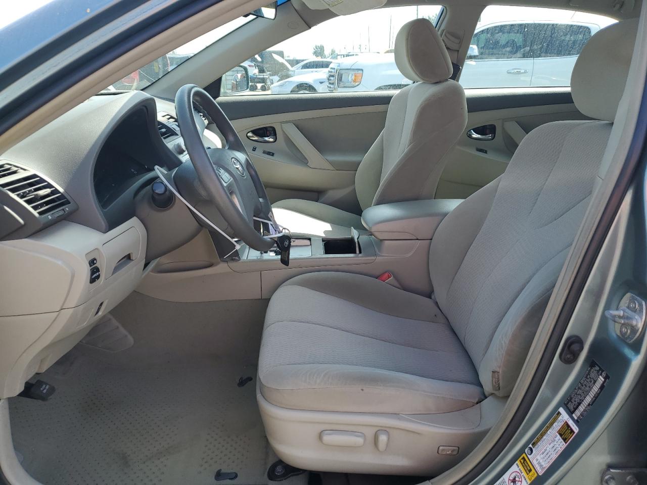 2010 Toyota Camry - Image 7