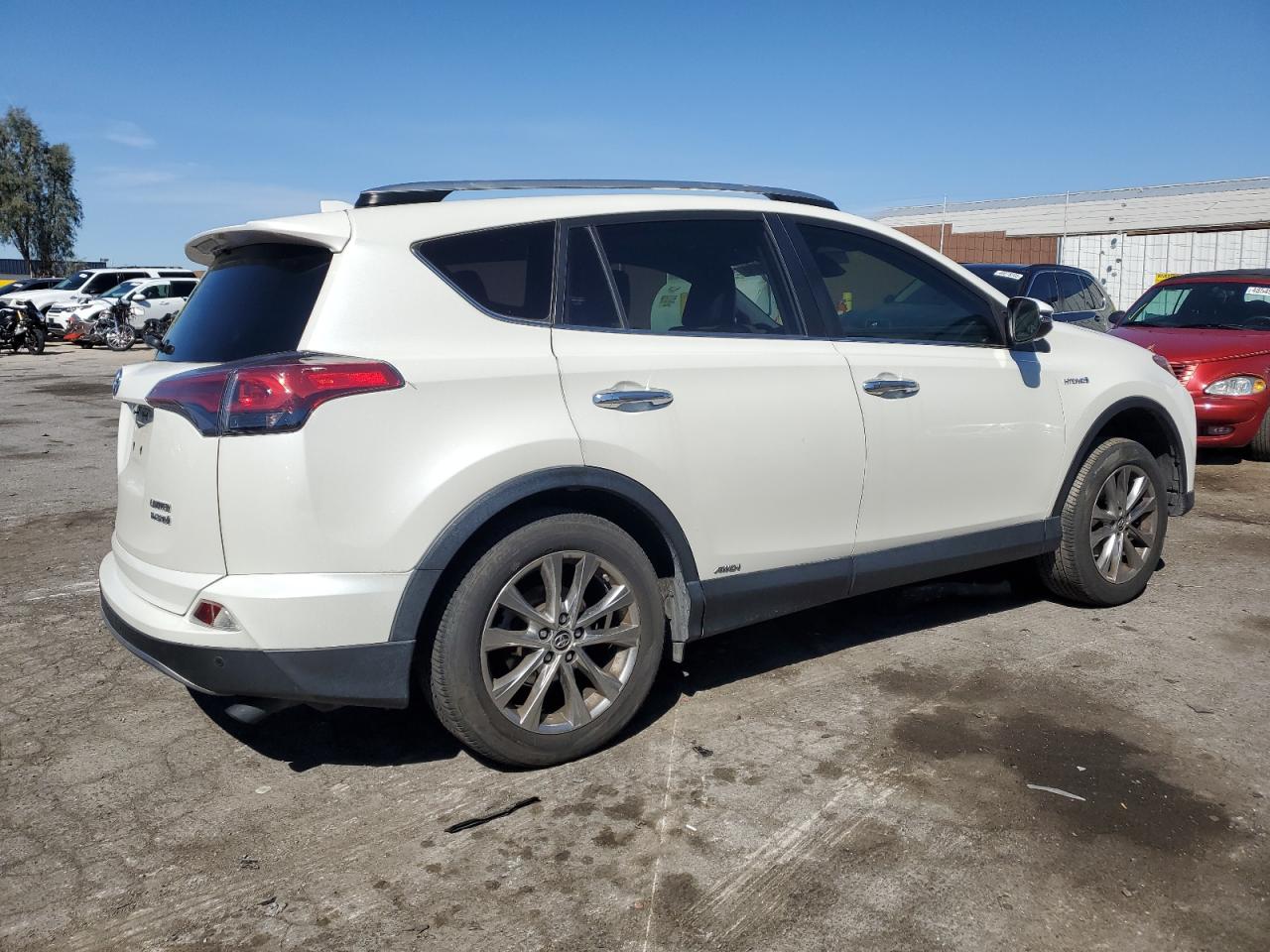 2017 Toyota RAV 4 - Image 3