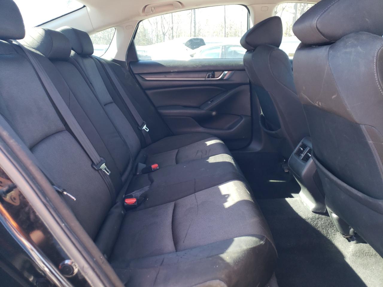 1HGCV1F43KA111882 HONDA ACCORD 2019