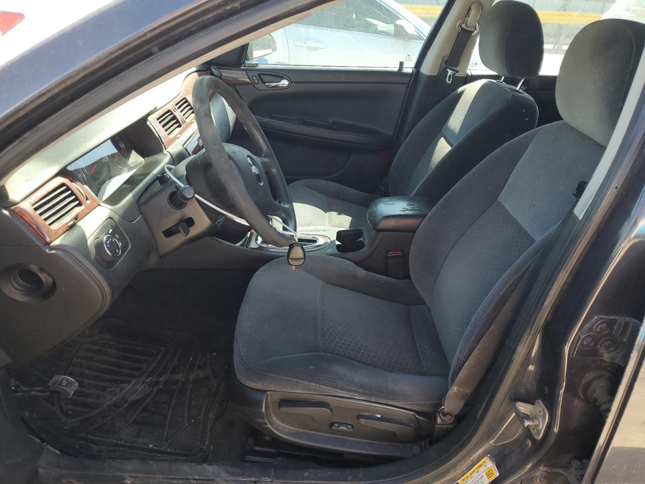 2009 Chevrolet Impala - Image 7