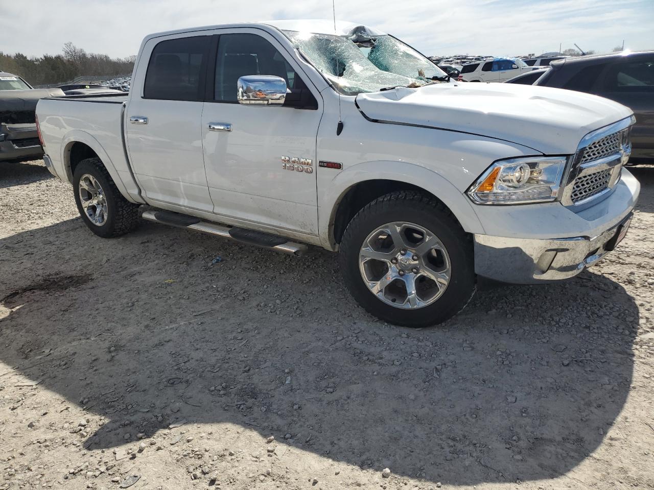 2017 RAM 1500 - Image 4