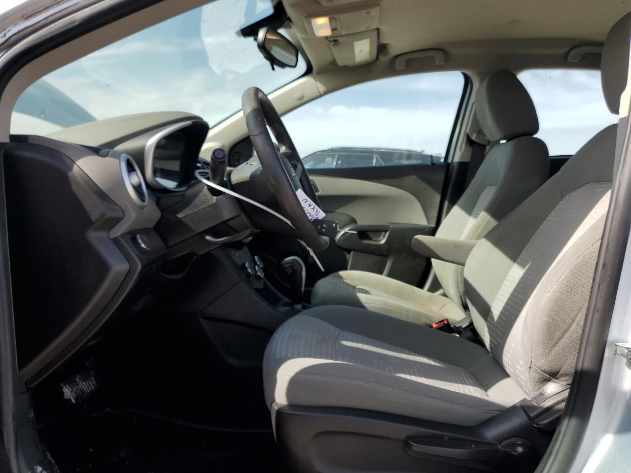 2017 Chevrolet Sonic - Image 7