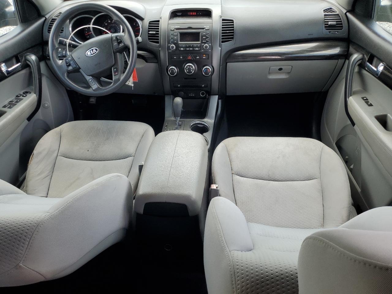 2011 Kia Sorento - Image 8