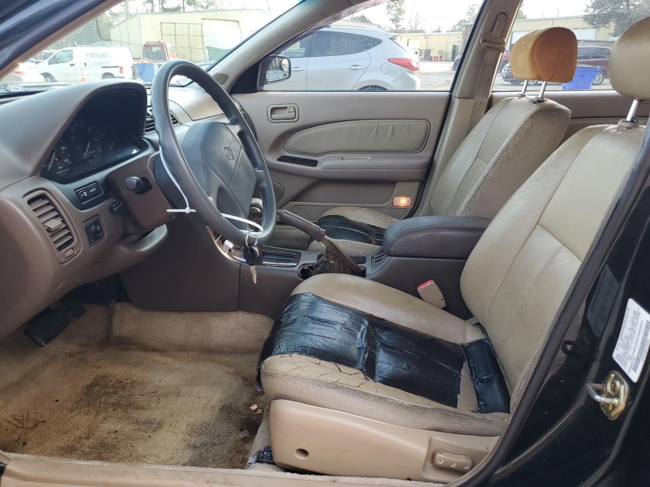 1995 Nissan Maxima - Image 7
