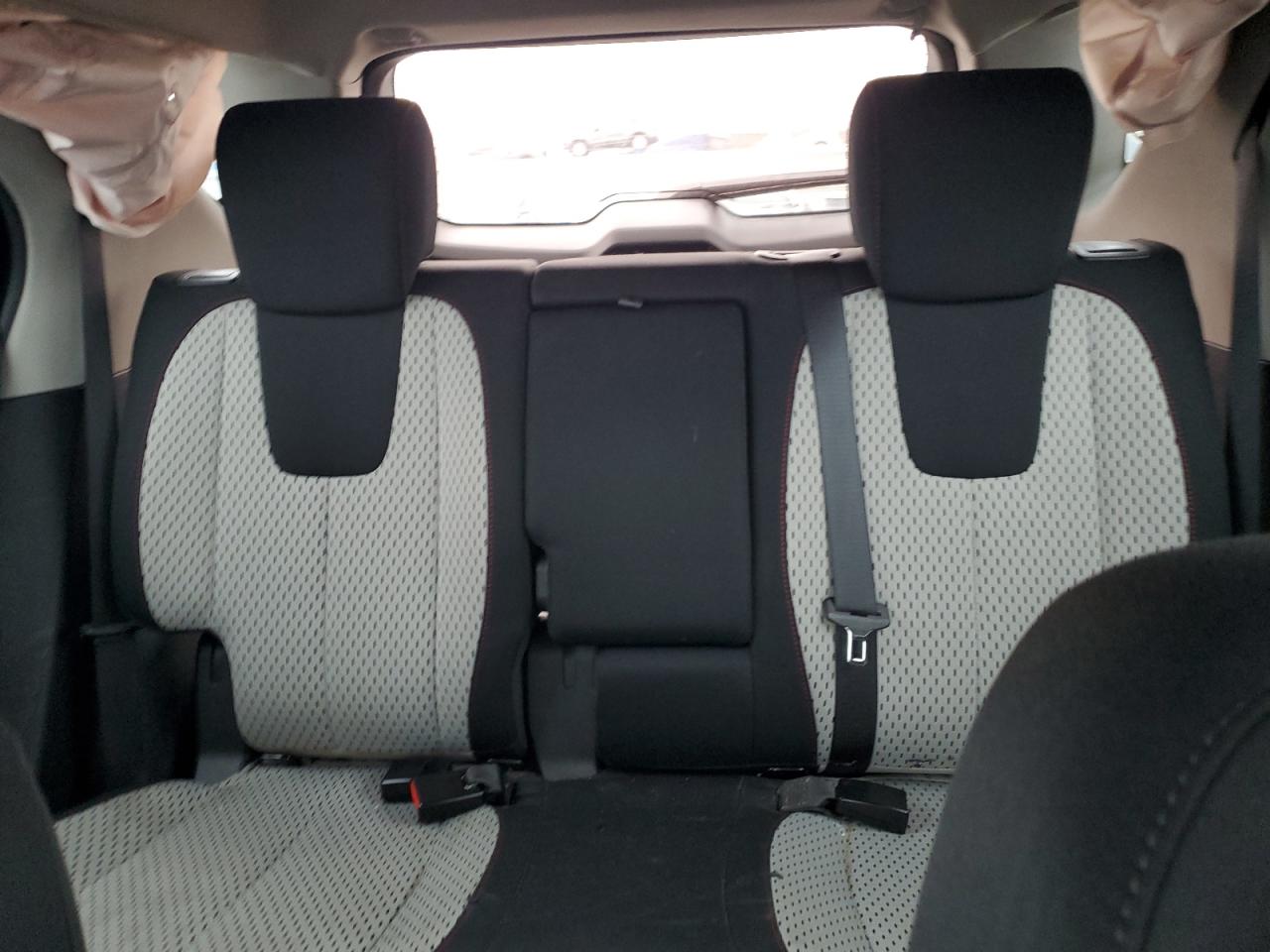 2011 Chevrolet Equinox - Image 10