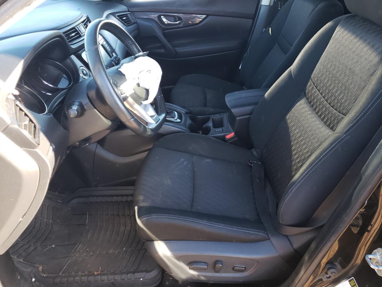 2018 Nissan Rogue - Image 7
