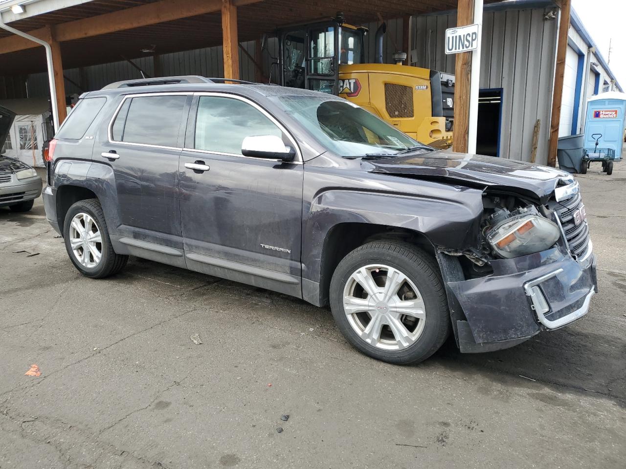 2016 GMC Terrain - Image 4