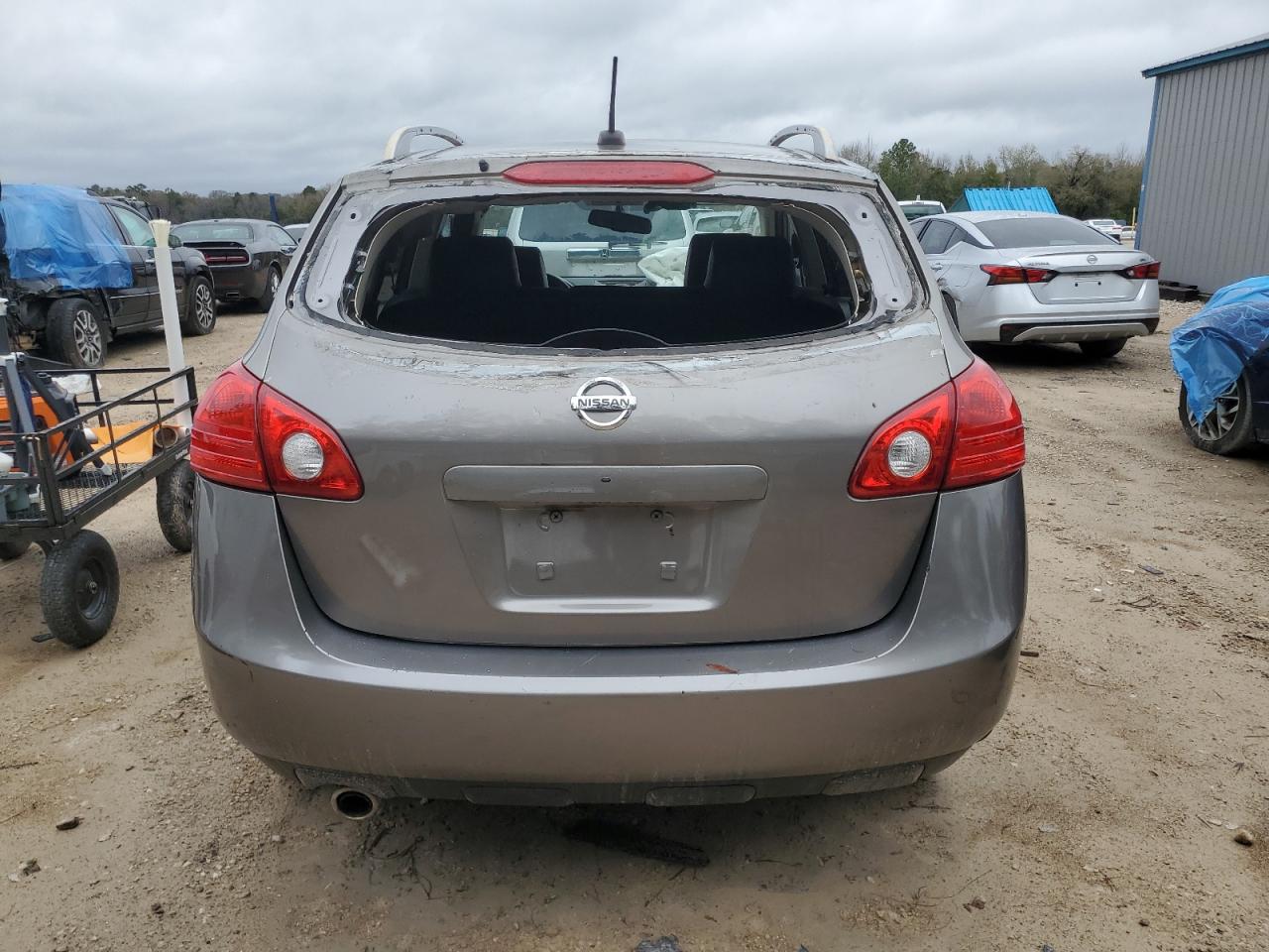 2010 Nissan Rogue - Image 6