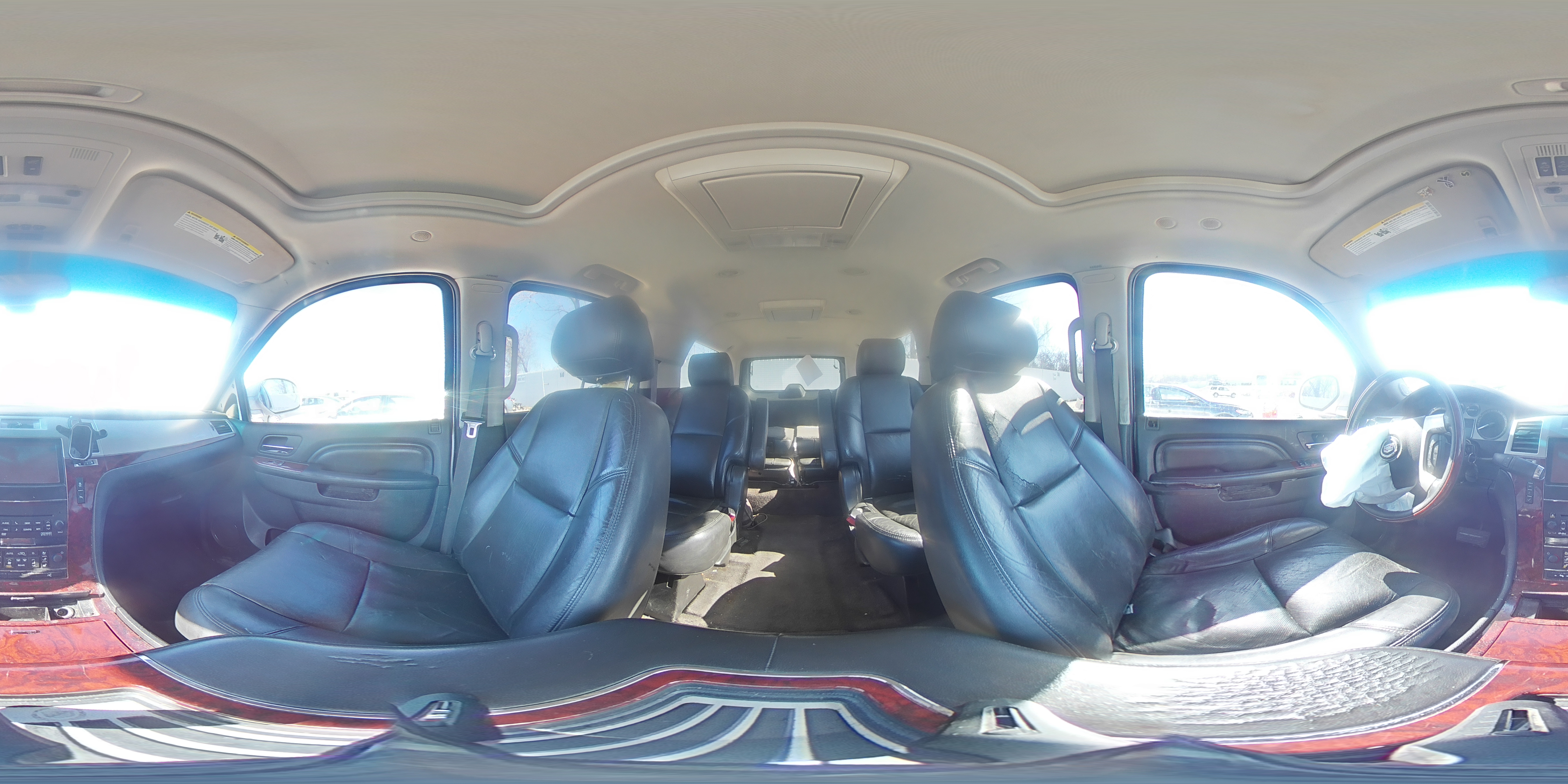 2014 Cadillac Escalade - Image 14