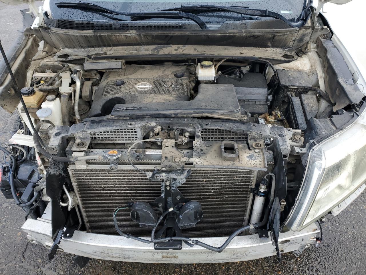 2014 Nissan Pathfinder - Image 12