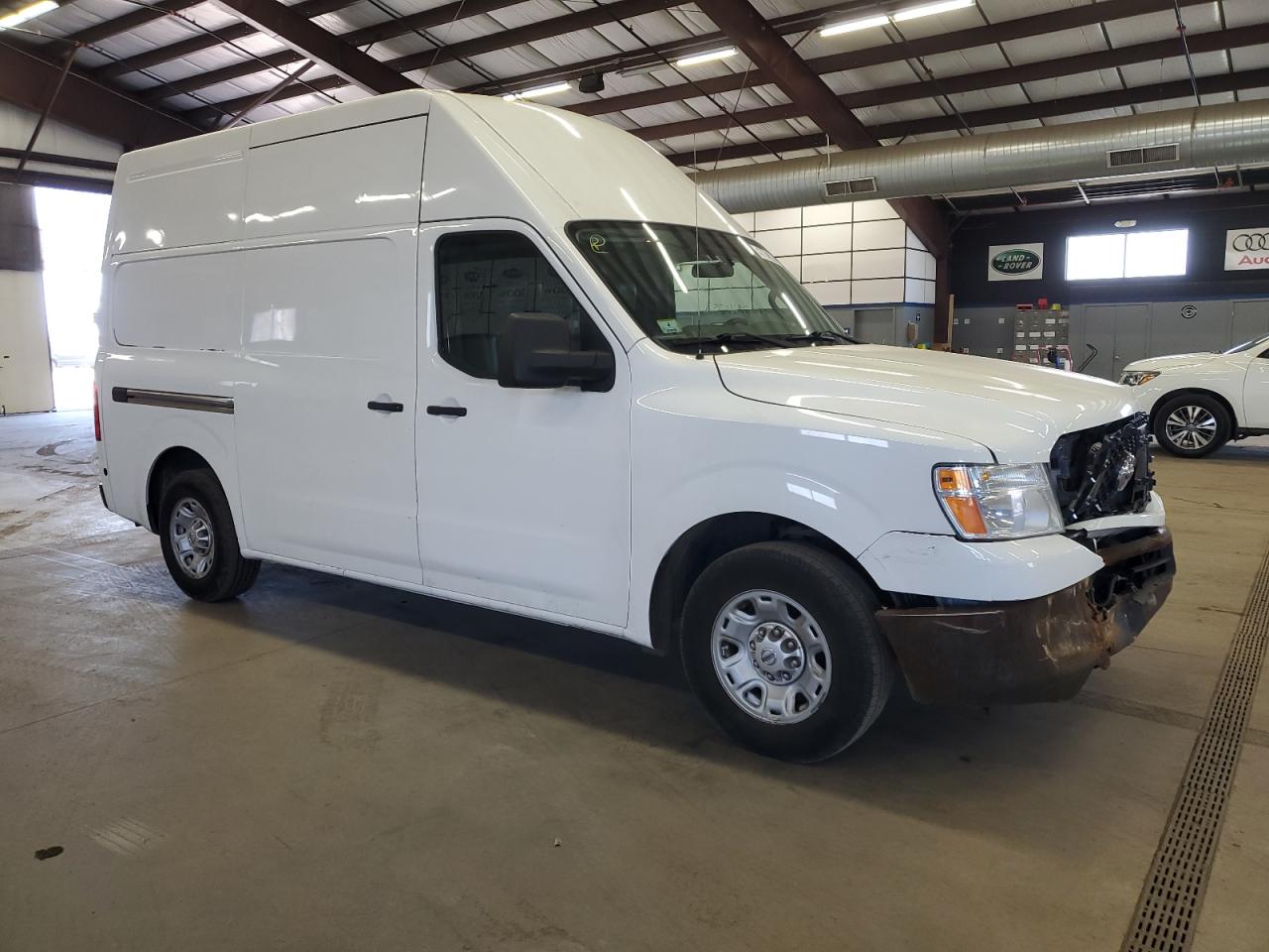 2012 Nissan NV - Image 4