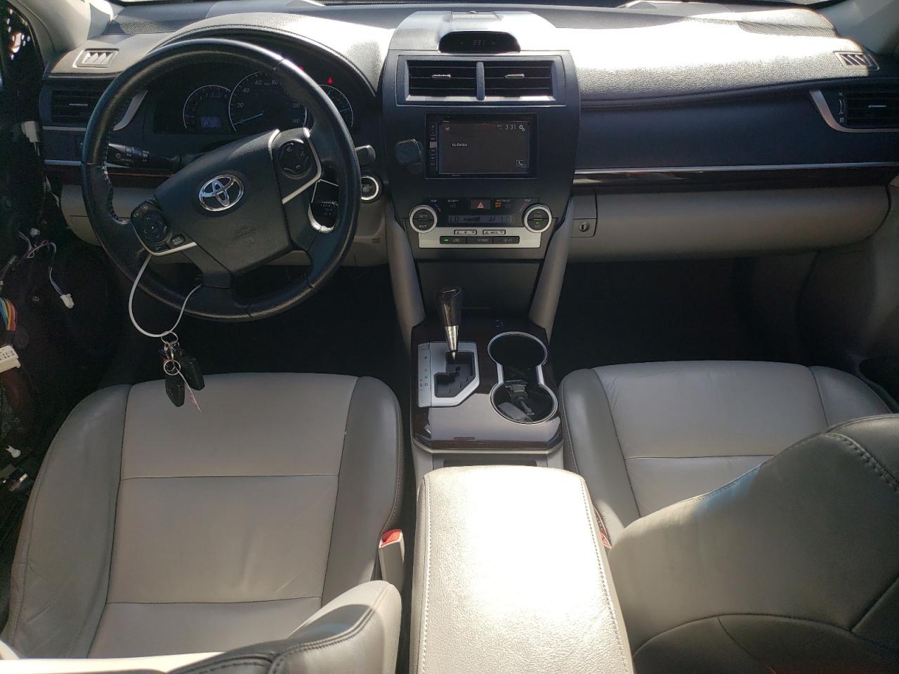 2012 Toyota Camry - Image 8