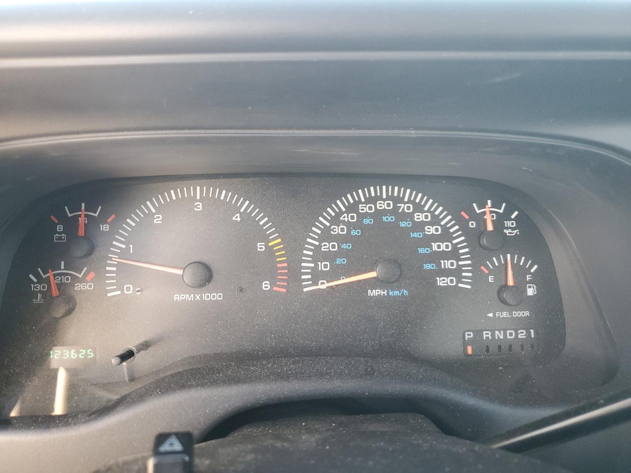2000 Dodge Dakota - Image 9