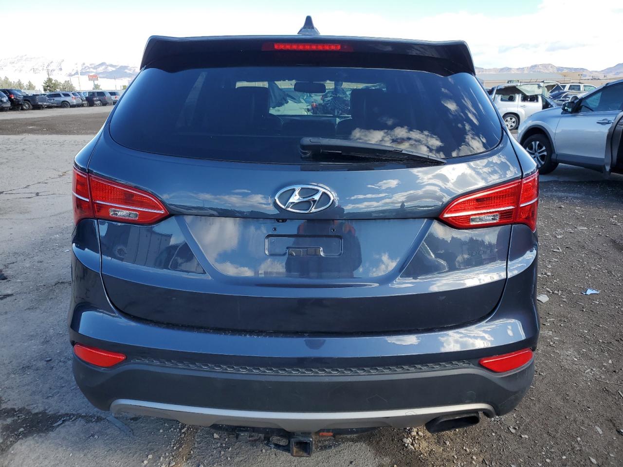 2013 Hyundai Santa Fe - Image 6