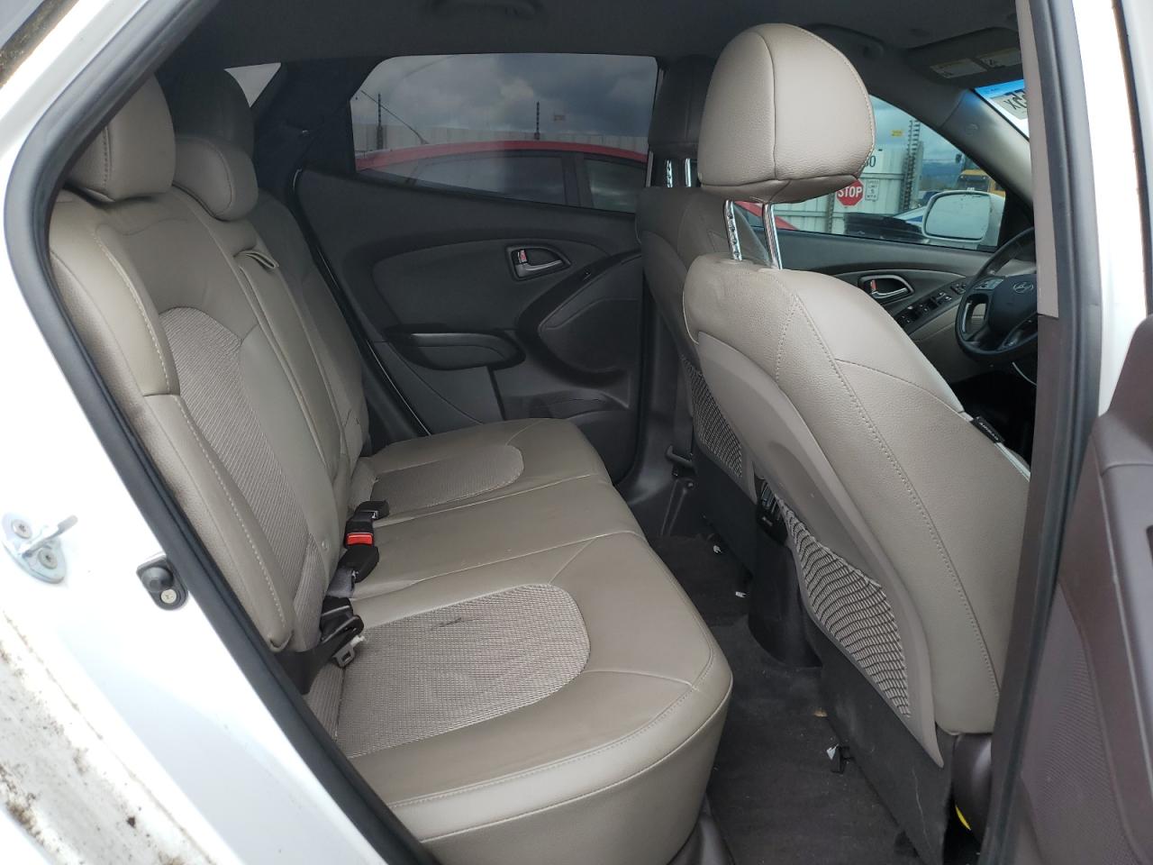 2014 Hyundai Tucson - Image 11