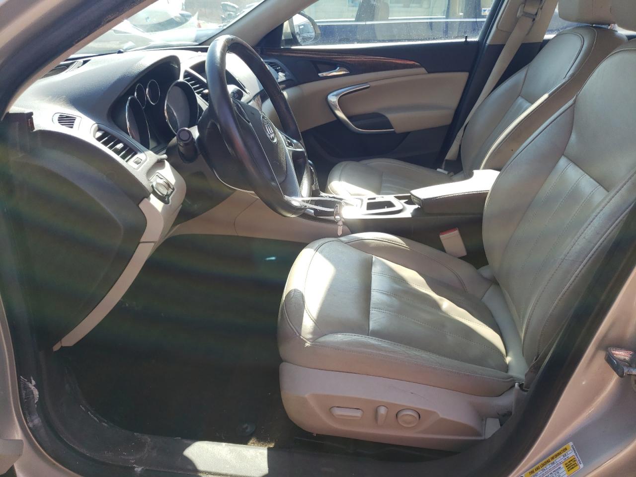 2012 Buick Regal - Image 7