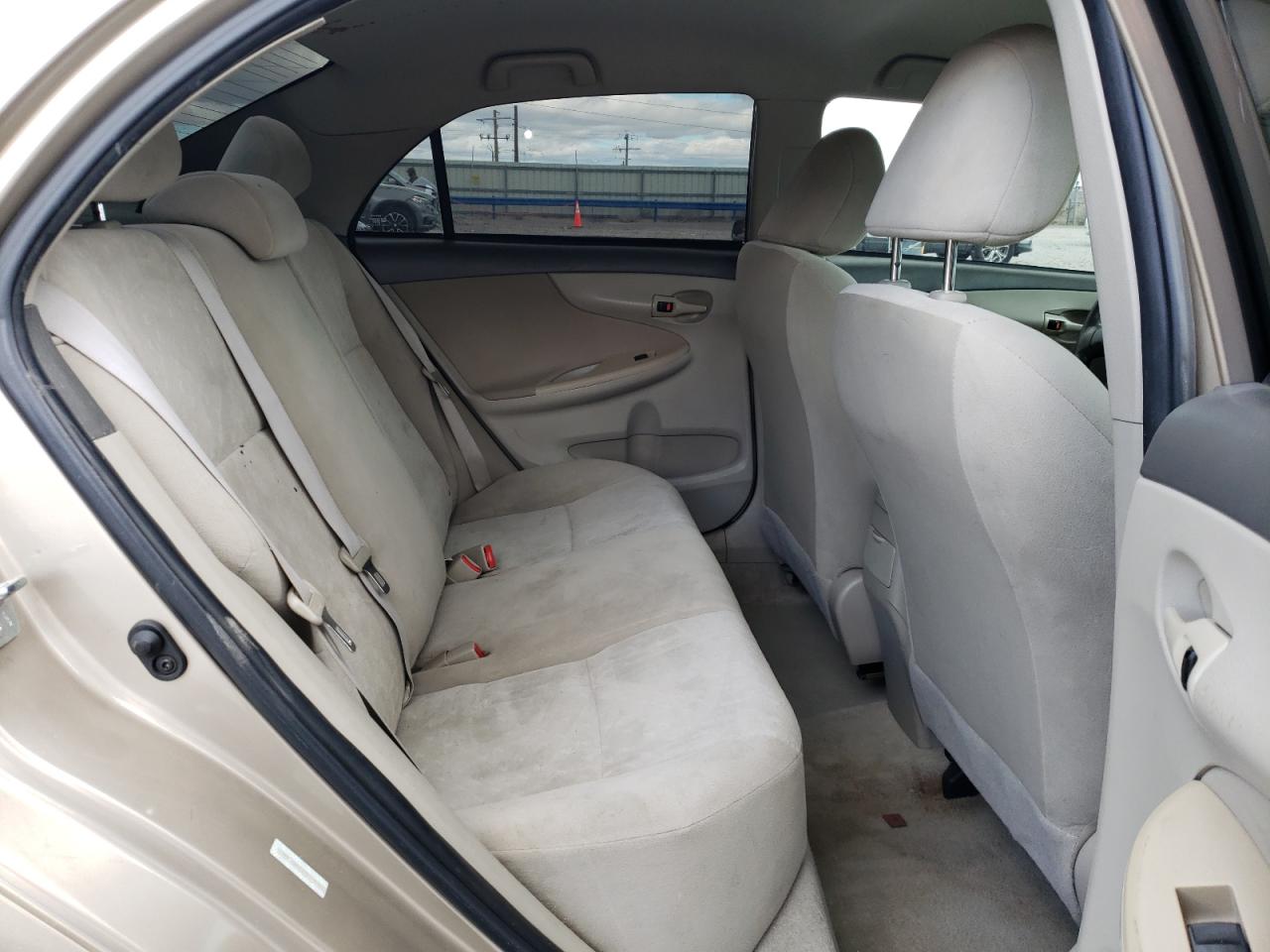 2009 Toyota Corolla - Image 12