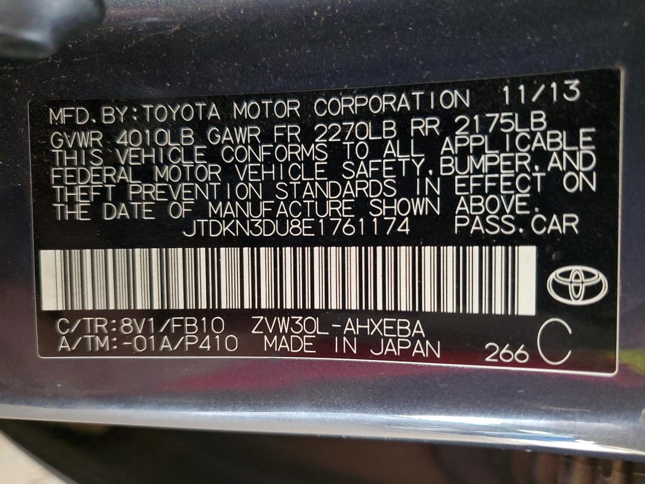2014 Toyota Prius - Image 12
