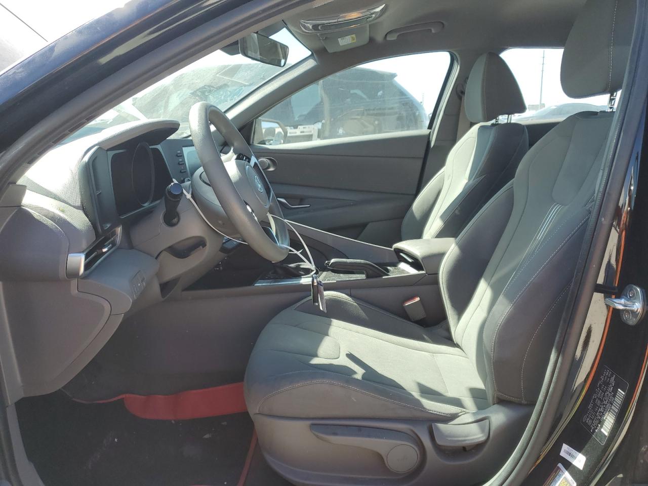 2021 Hyundai Elantra - Image 7