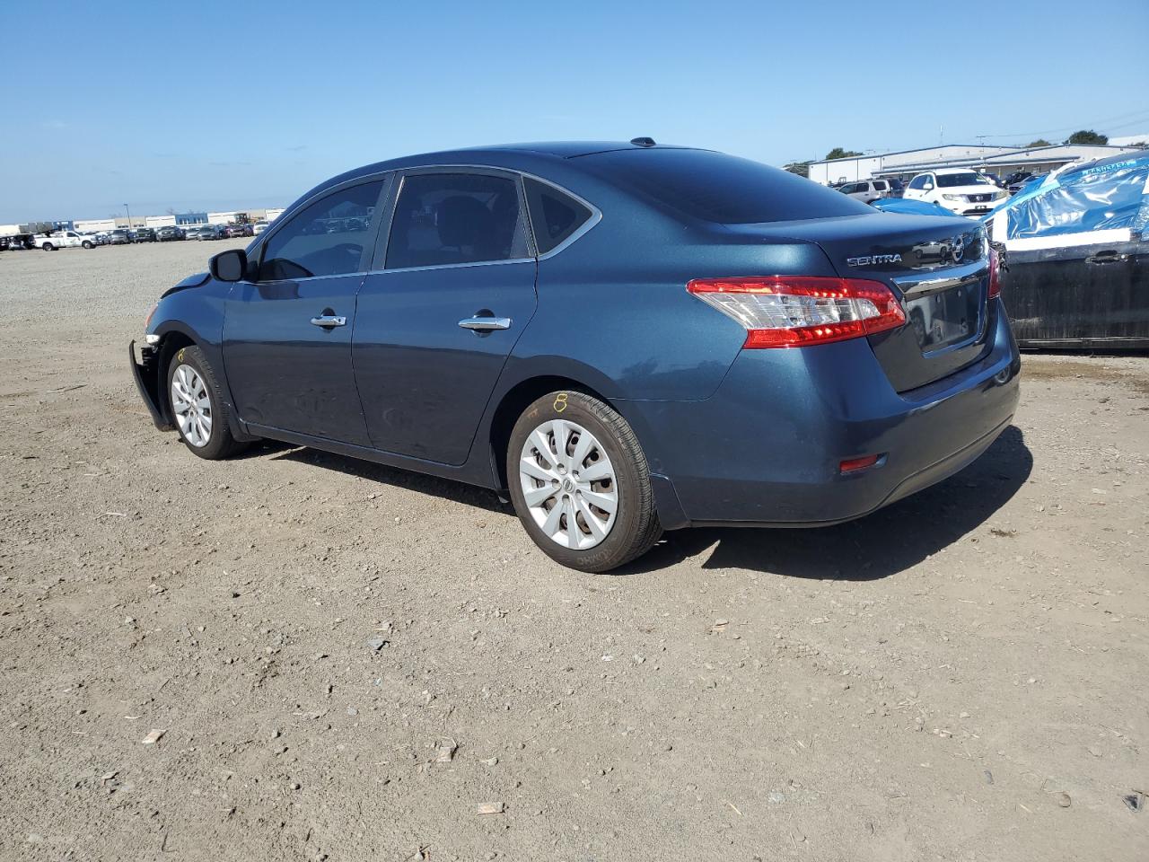 2015 Nissan Sentra - Image 2