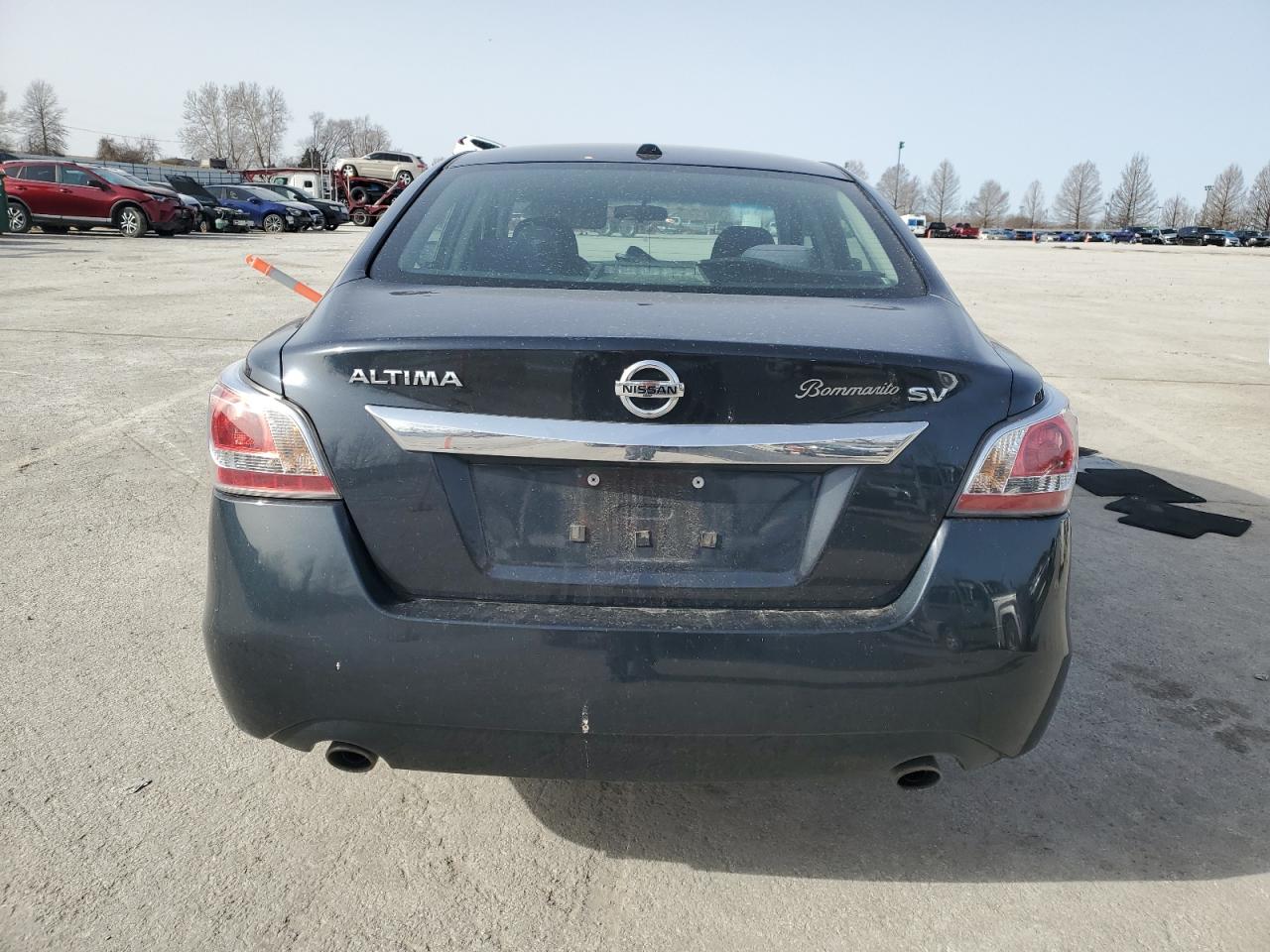 2015 Nissan Altima - Image 6