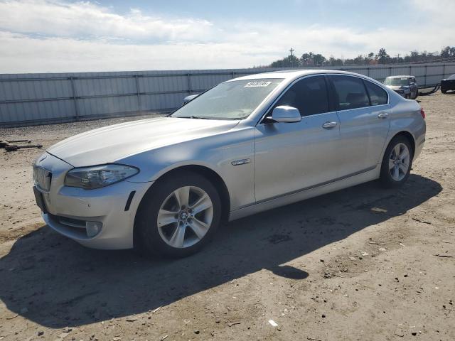  BMW 5 SERIES 2013 Серебристый