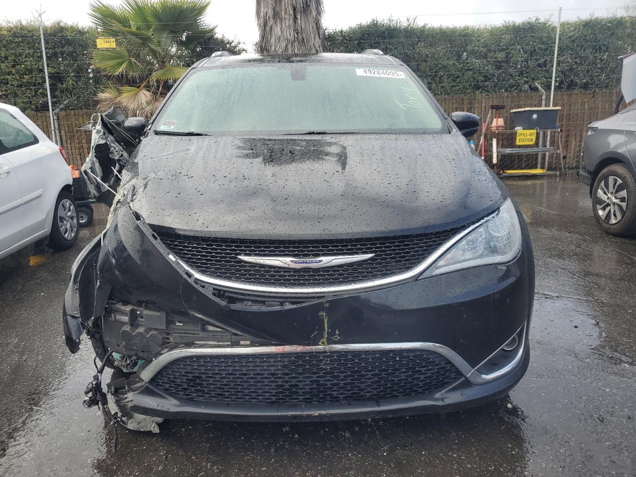 2019 Chrysler Pacifica - Image 5