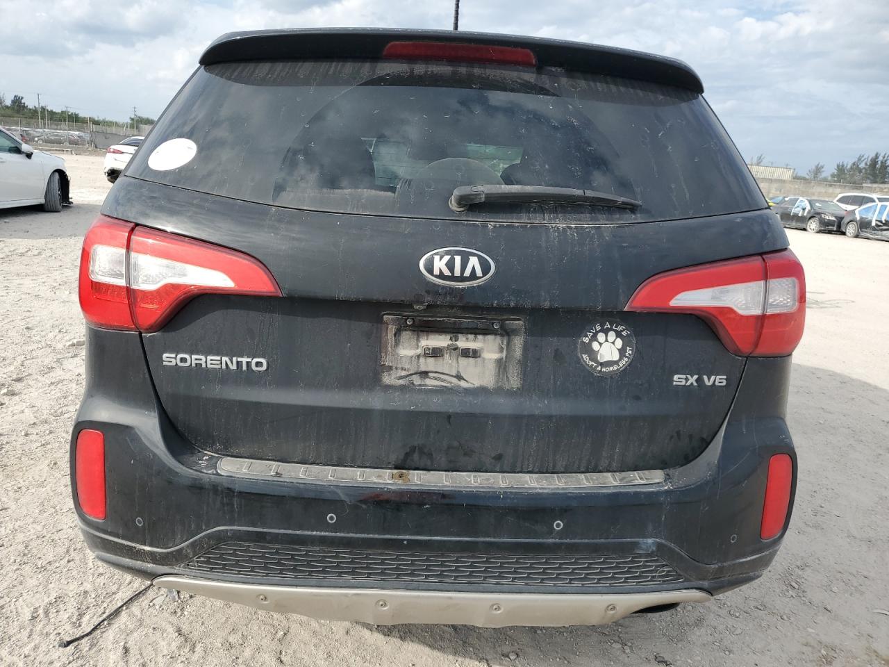 2015 Kia Sorento - Image 6