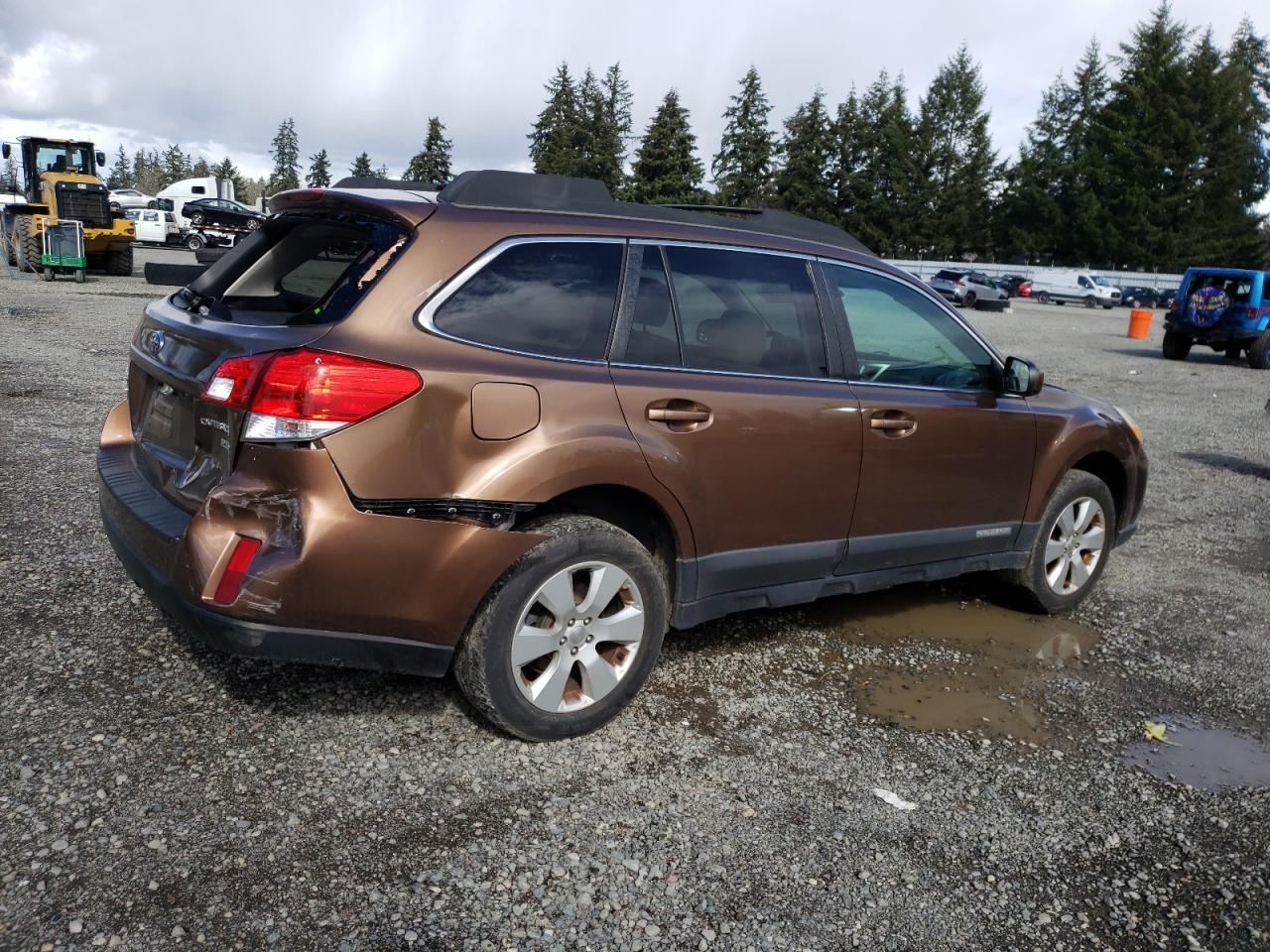 2011 Subaru Outback - Image 3