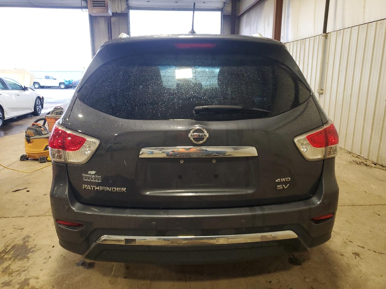 2014 Nissan Pathfinder - Image 6
