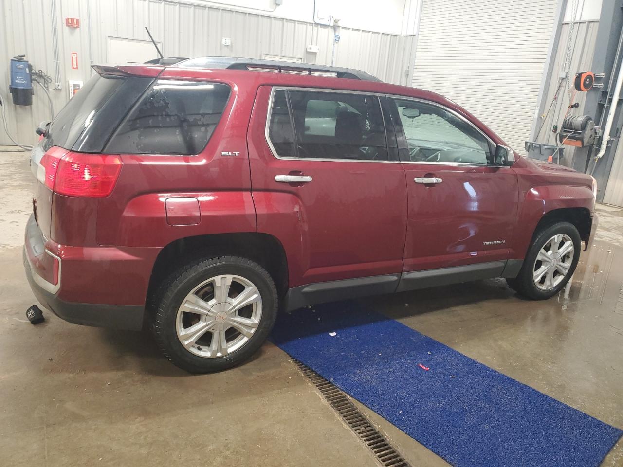 2017 GMC Terrain - Image 3