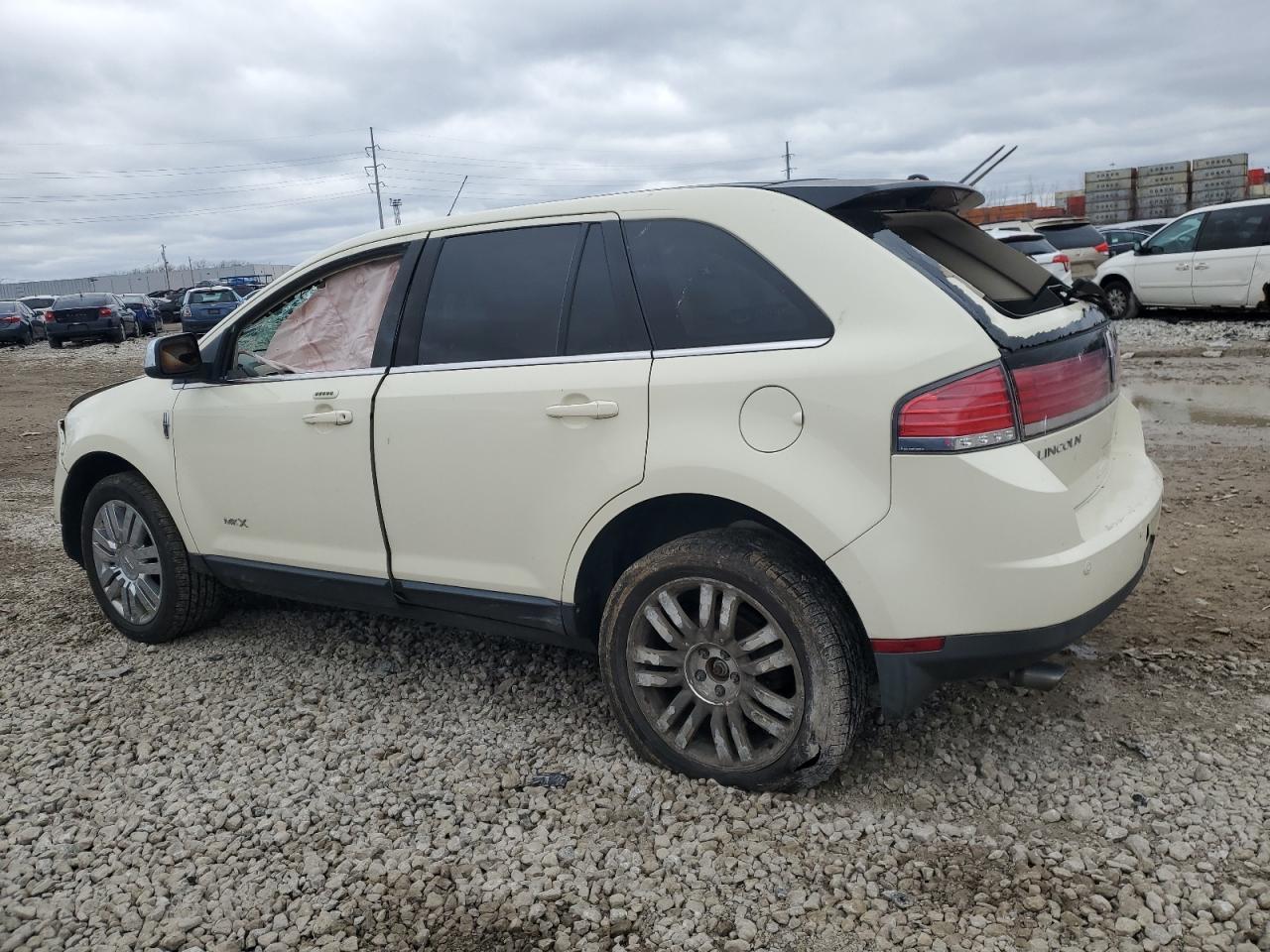 2008 Lincoln MKX - Image 2