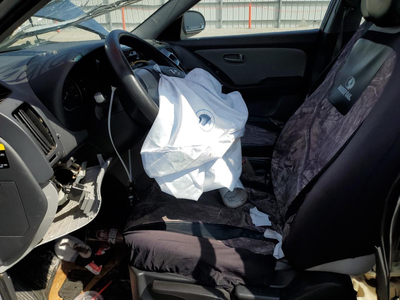 2009 Hyundai Elantra - Image 7