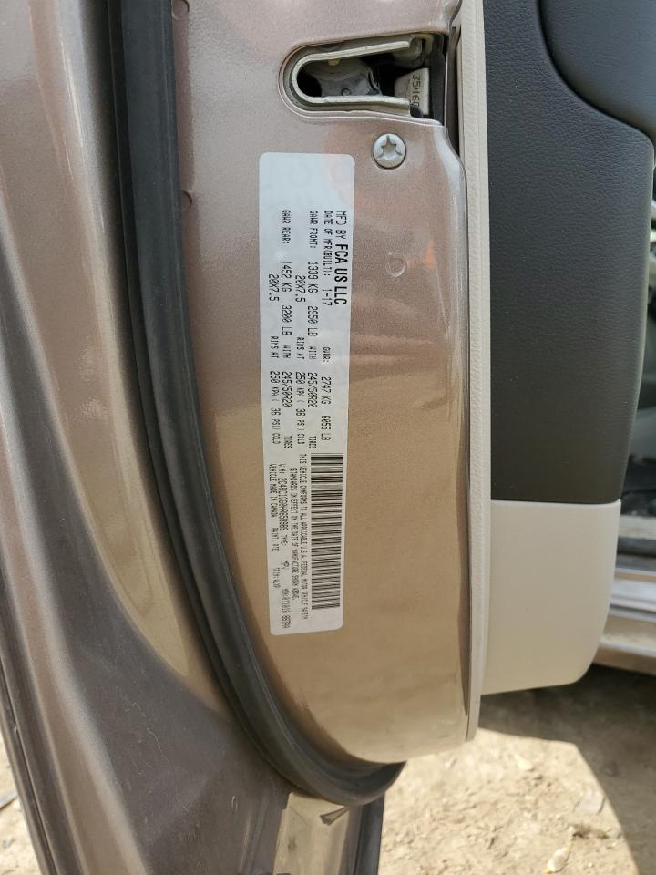 2017 Chrysler Pacifica - Image 13
