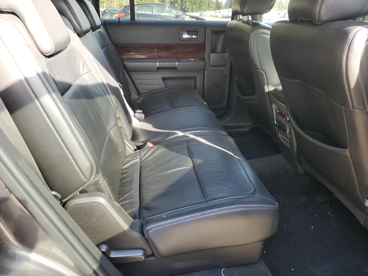 2009 Ford Flex - Image 11