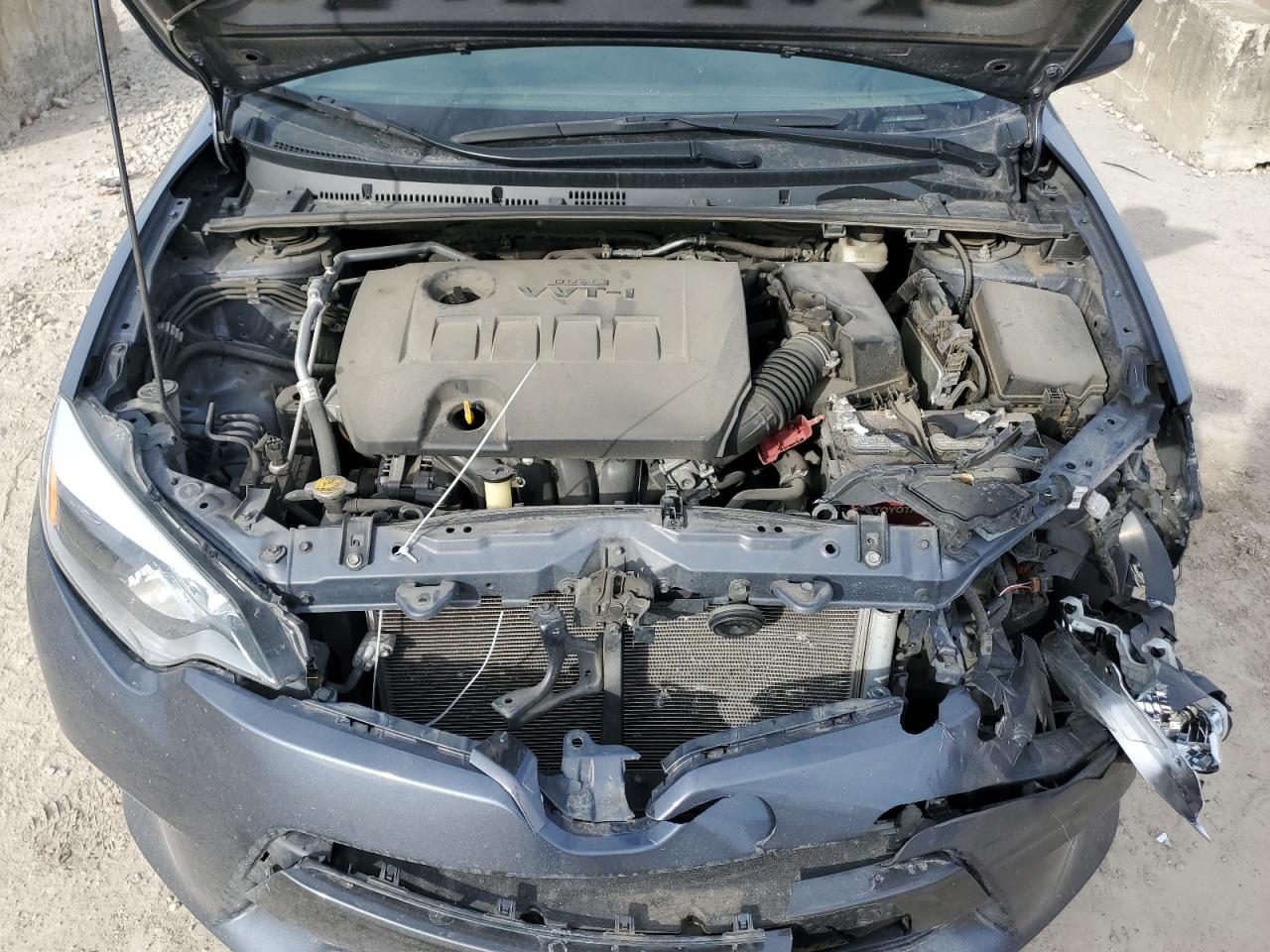 2015 Toyota Corolla - Image 11