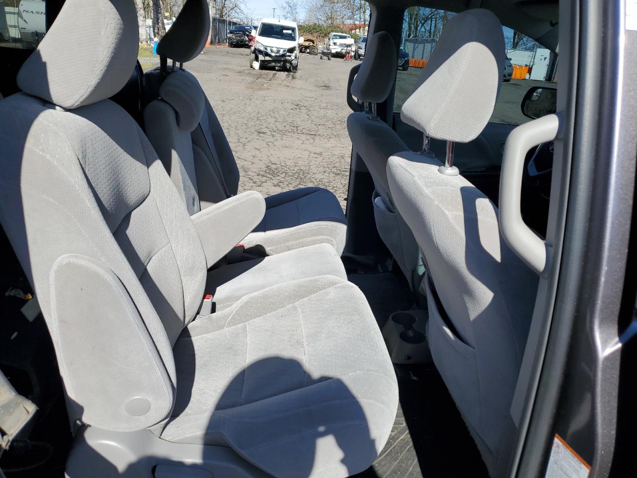 2019 Toyota Sienna - Image 10