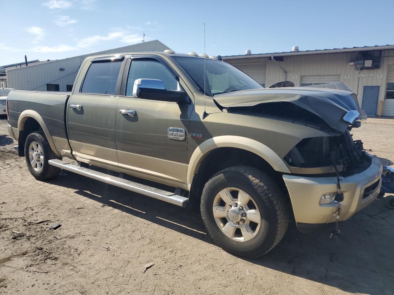 2015 RAM 2500 - Image 4