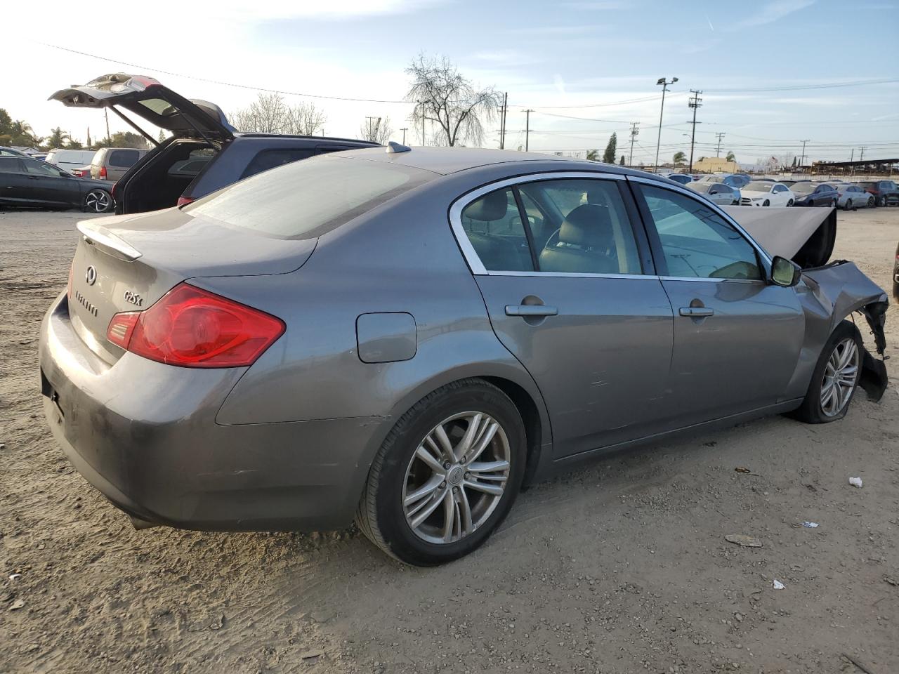 2012 Infiniti G - Image 3