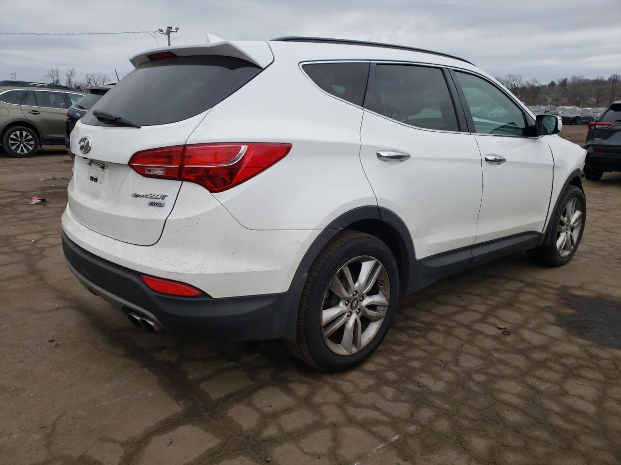 2014 Hyundai Santa Fe - Image 3