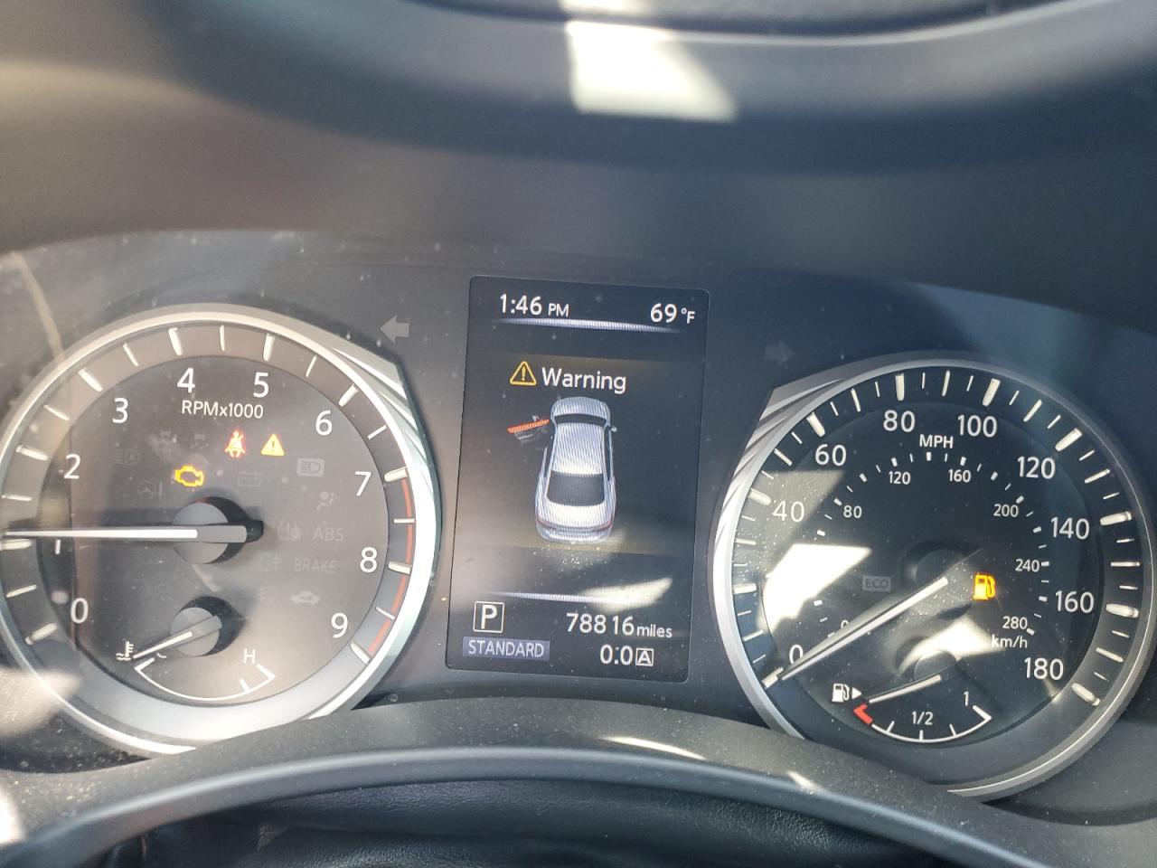 2018 Infiniti Q50 - Image 9