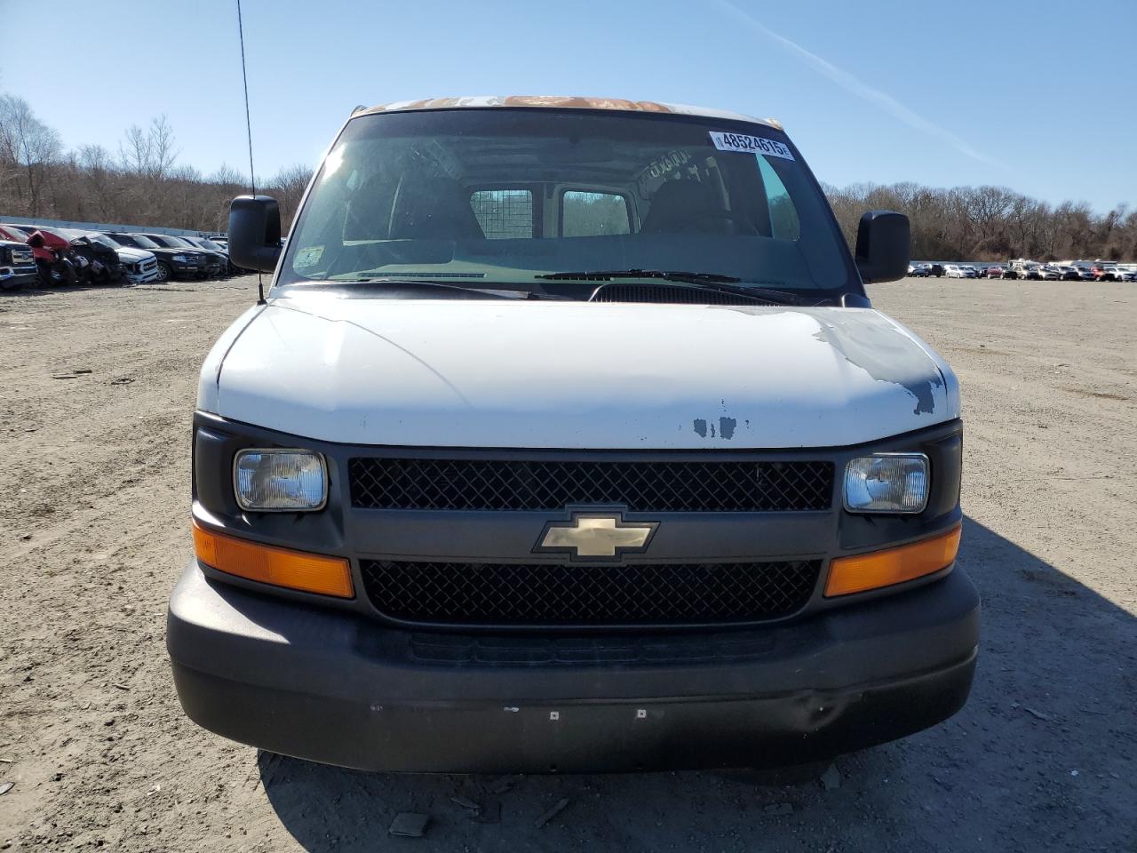 2007 Chevrolet Express - Image 5