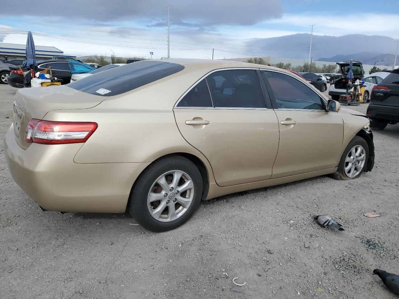 2011 Toyota Camry - Image 3
