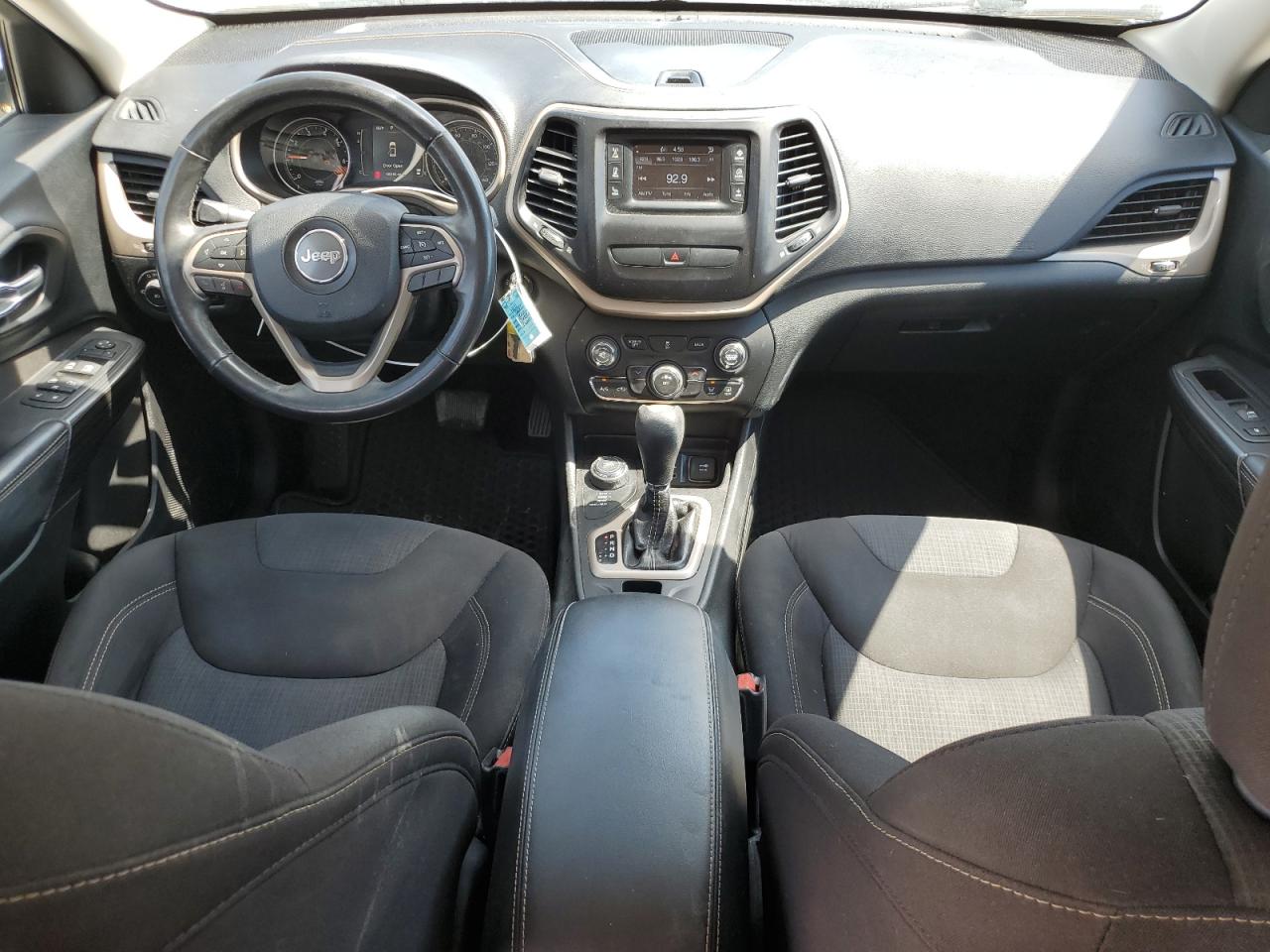 2015 Jeep Grand Cherokee - Image 8