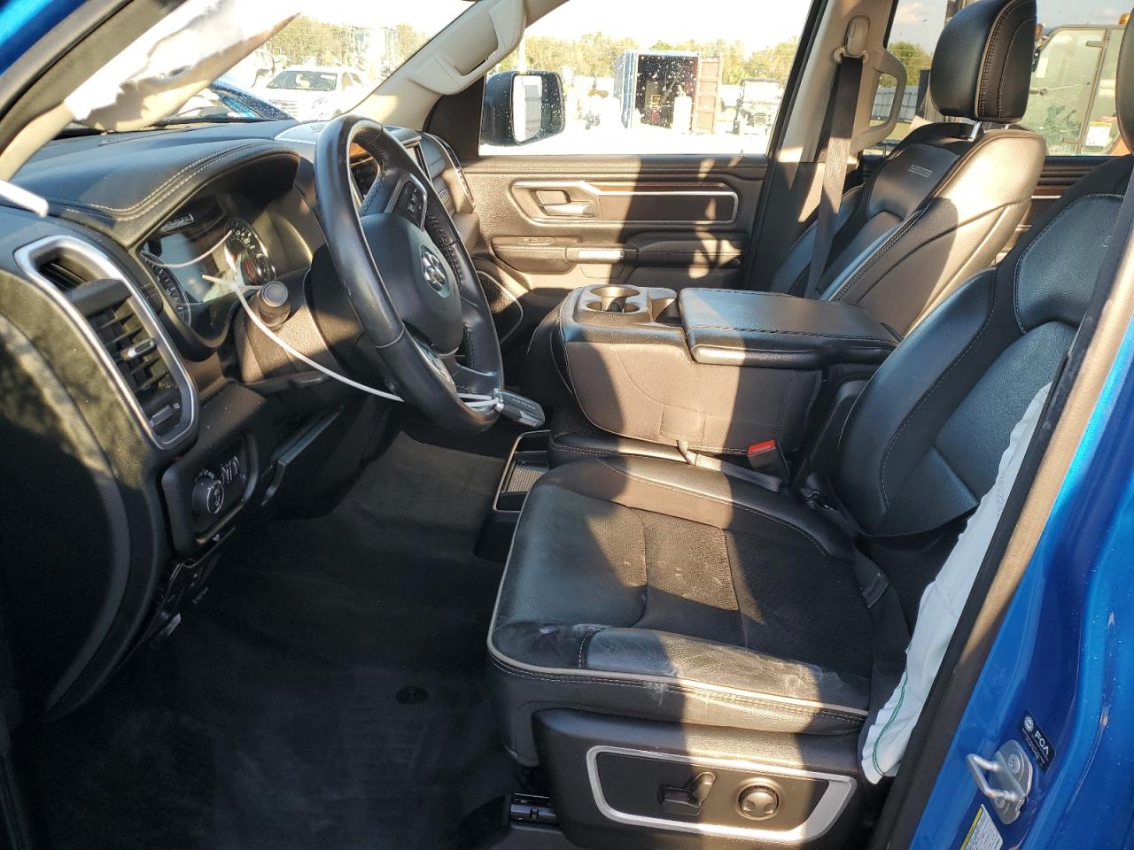 2022 RAM 1500 - Image 7