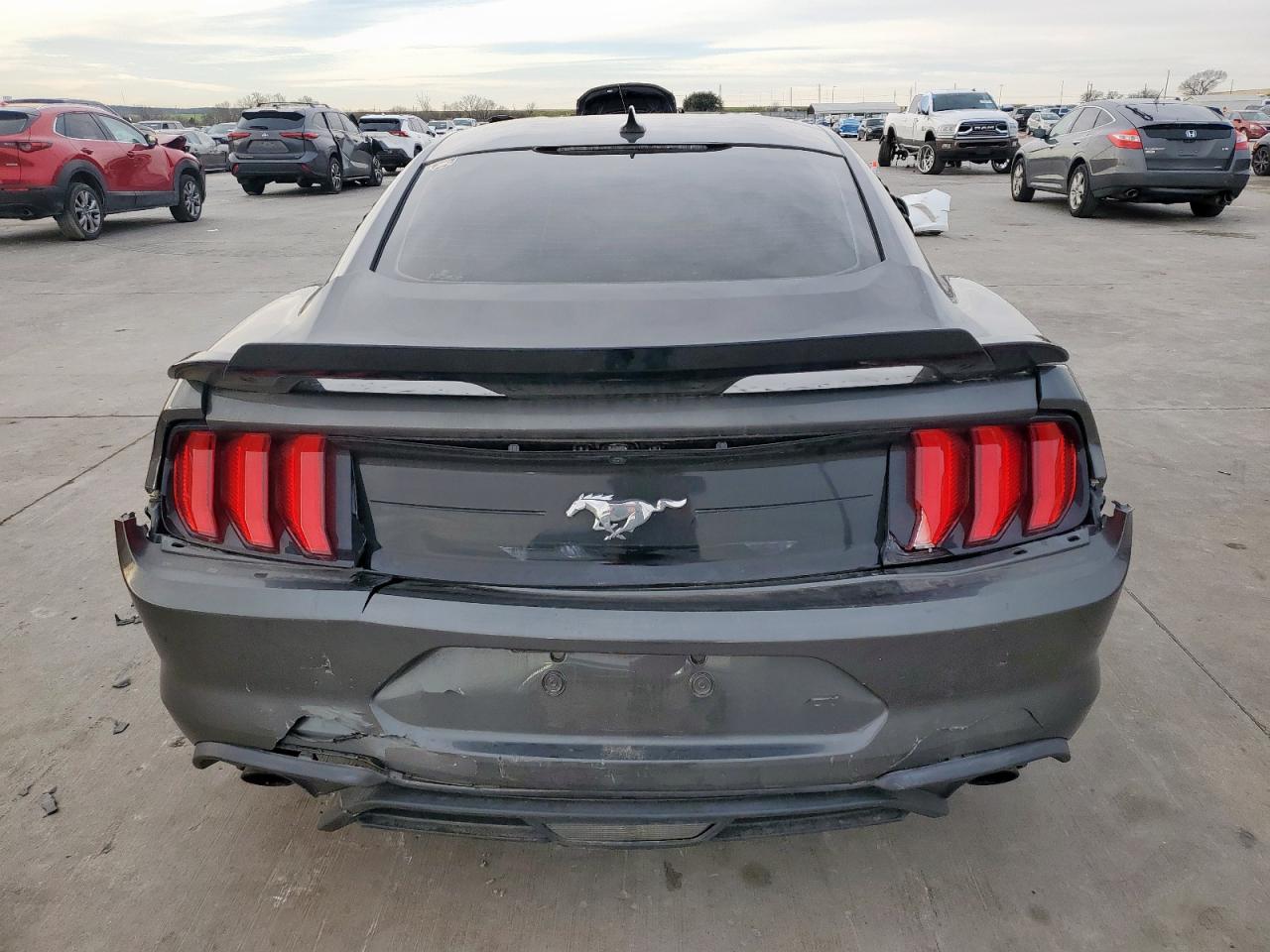 2020 Ford Mustang - Image 6