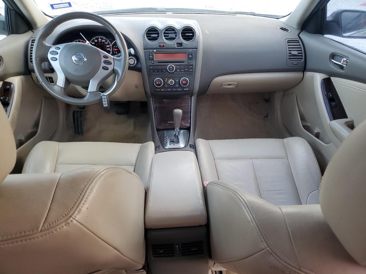 2011 Nissan Altima - Image 8