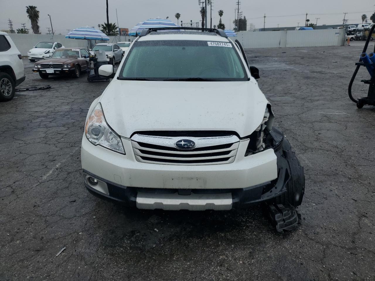 2012 Subaru Outback - Image 5